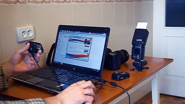 Как перепрошить радио-синхронизатор Pixel King for Canon так, чтобы всё работало. смотреть онлайн