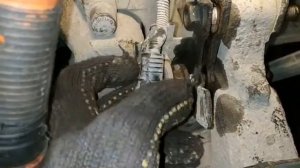 Замена передних аммортизаторов Опель Астра G