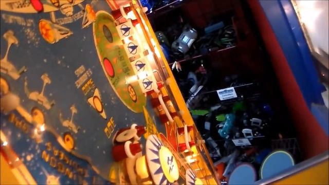 Working on a Bally Star Trek Pinball Machine 4 - Lights, Flippers, & Switches смотреть онлайн