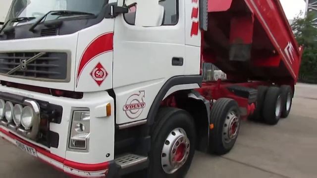 VOLVO FM12.500 8X4 STEEL BODY TIPPER REG: SN05 AYT смотреть онлайн
