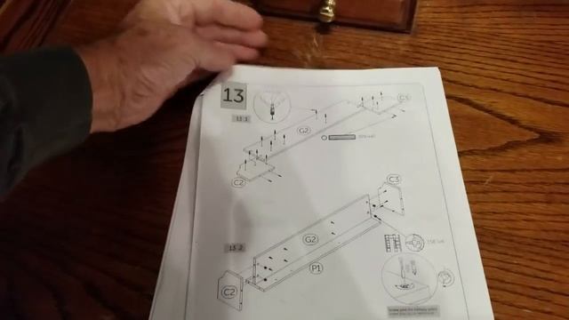 Assembly of IKEA style office desk from South Shore furniture. смотреть онлайн