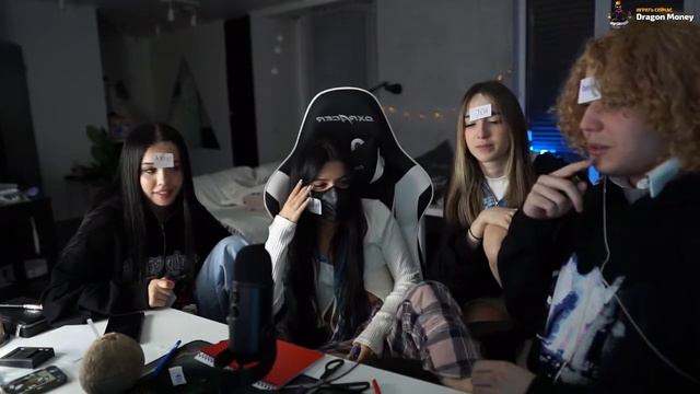 ТЕНДЕРЛИБАЕ ЗАКИНУЛА НОГИ НА ЖОЖО//ЗЮЗЯ ЗАСМУЩАЛСЯ)) Jojohf, Tenderlybae смотреть онлайн