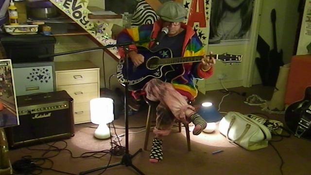 Pink Floyd - Julia Dream - Acoustic Cover - Danny McEvoy смотреть онлайн