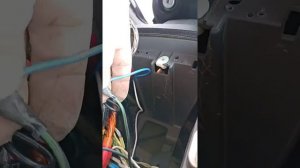 дополнительная кнопка открывания багажника,форд фокус 2