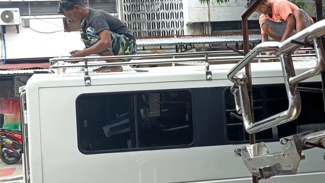 HOW TO INSTALL STAINLESS TOP LOAD CAREER for HYUNDAI H100 #hyundai #h100 #topload #stainless смотреть онлайн