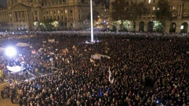 А по небу плывут облака.Актуальность наших дней.