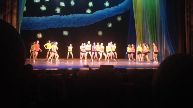 АЭТ "Акцент" / Группа "Уличный и клубный танец" И. Полковниковой vk.com/irina38ru / 23 Апреля 2017 смотреть онлайн