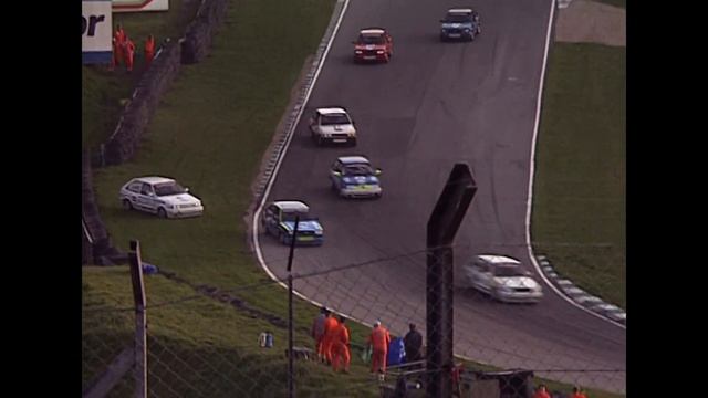 1994 VW Vento VR6 Challenge - Round 12 Brands Hatch Crash