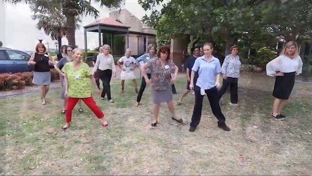 Git Up dance challenge смотреть онлайн