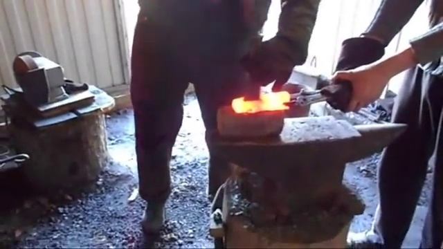 Ковка топора с нуля часть первая смотреть онлайн
