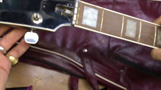 jolana Diamant Bas 1980-81 год. Обзор разбор и немного ремонта. Бас гитара из Чехословакии. смотреть онлайн