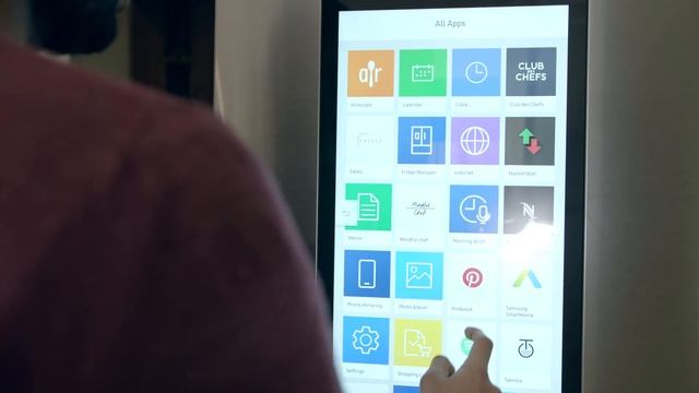 Samsung sent us THIS! #AD смотреть онлайн