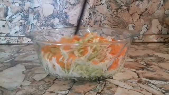 Салат Витаминный из капусты с морковью за 10 минут| Хрустящий и Сочный| Вкусно, просто, быстро смотреть онлайн