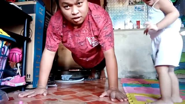 1 HAHA REACT = 1 PUSH UP CHALLENGE смотреть онлайн