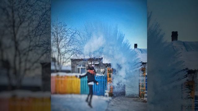 Mohe Yuan Ju Hostel - Mohe - China смотреть онлайн