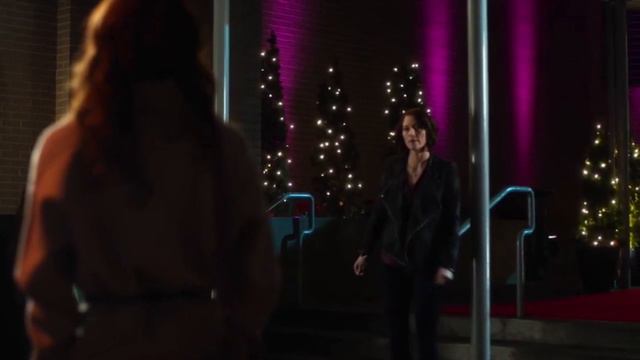 A Weekly Supergirl Podcast 2x17 " Distant Sun" Recap & Review смотреть онлайн