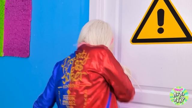 НЕВЕРОЯТНЫЕ РОДИТЕЛЬСКИЕ ЛАЙФХАКИ! Классные идеи для умных родителей c упрямыми детьми от Ла-Ла Лай смотреть онлайн