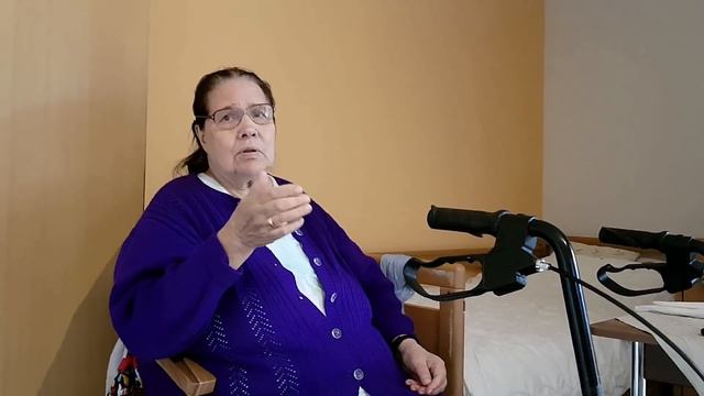 МАМА ЕЩЁ НЕ ОСВОБОДИЛАСЬ, ВСЕМ ПРИВЕТ смотреть онлайн