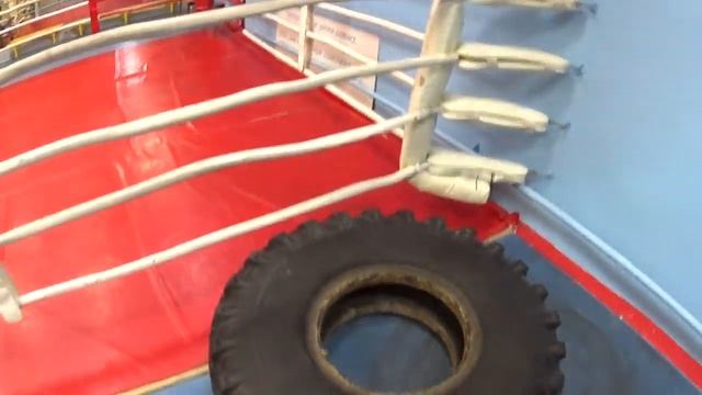 Маленький зал Бокса в маленьком Надыме смотреть онлайн