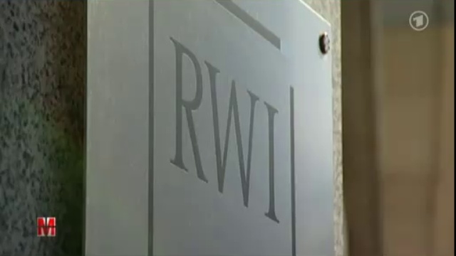 Falsche Studien zu Strompreisanstieg durch Oekostrom смотреть онлайн