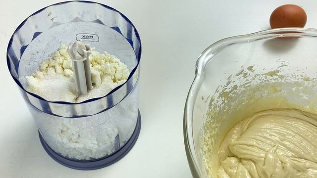 БРУСНИЧНЫЙ ПИРОГ с Творогом, на тесте из сметаны! смотреть онлайн