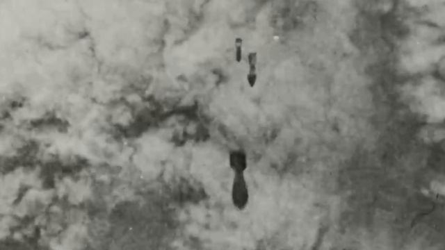 «Русские дерутся не как французы»- после Битвы за Смоленск немцы редактировали план «Барбаросса» смотреть онлайн