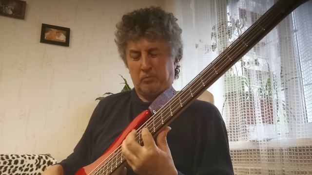 Giant Steps (John Coltrane), solo bass O.Petrikov смотреть онлайн