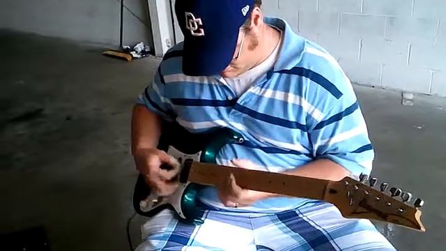 Scottie B on his Ibanez RX350 Jam Session Part 2 смотреть онлайн