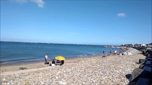 ПРИВЫЧКИ АНГЛИЧАН. СКОЛЬКО СТОИТ АНГЛИЙСКИЙ ПЛЯЖНЫЙ ДОМИК BEACH HUT смотреть онлайн