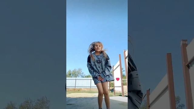 1000009428.mp4 смотреть онлайн