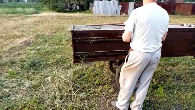 Процес тюкування сіна! В карантин не засумуєш=) смотреть онлайн