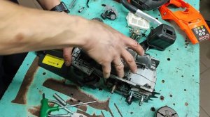 1 часть - полная разборка бензопилы и сборка (в следующем видео) complete disassembly of chainsaw