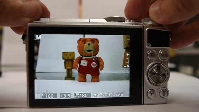 Nikon 1 J5 對焦速度&觸碰對焦 смотреть онлайн