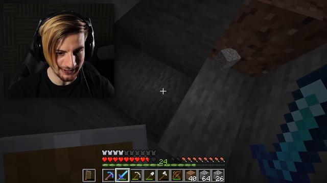 SO I BUILT THE NUGGET CAVE IN MINECRAFT. смотреть онлайн