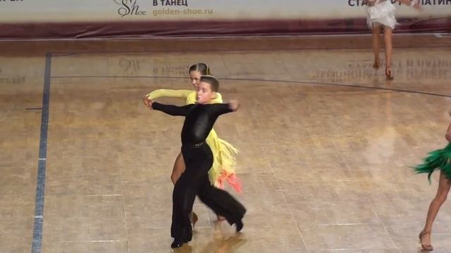 Юниоры 1 Латина 1/4 Джайв Колбасюк Александр - Зимакова Ирина смотреть онлайн