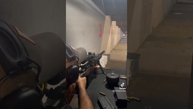 Shooting a suppressed Springfield M1A смотреть онлайн