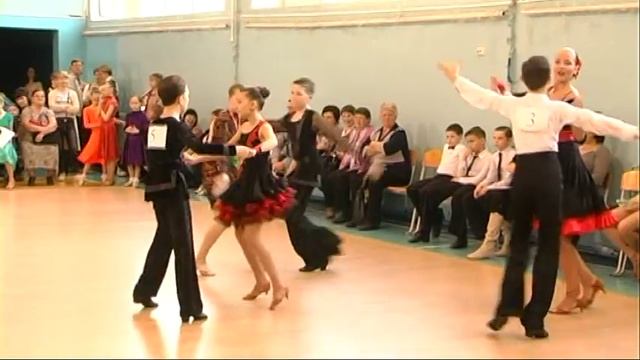 Копия видео "ВЕСЕННИЙ ВАЛЬС 2016" смотреть онлайн