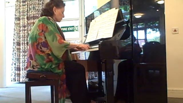 Beethoven Rondo (snippet) by Miriam Brickman смотреть онлайн
