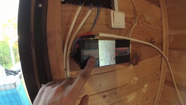 Солнечная батарея на пасеке смотреть онлайн