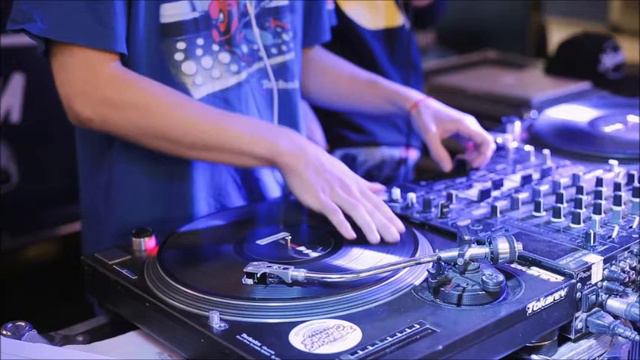 Superclub by Giovanni Erata смотреть онлайн