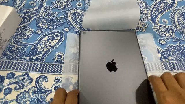 iPad 9th Generation 2021 Unboxing : Worth Buying in 2023??? смотреть онлайн