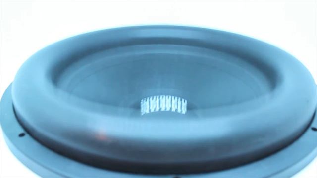 Canon 1100D vs Nikon D3100 vs Loud Bass смотреть онлайн