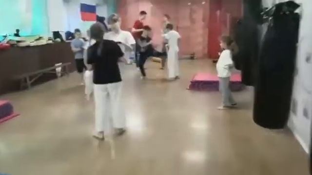 Дневная тренировка от Светы и Дениса 05 июля 2021 года. Группа №3 Киокусинкай Каратэ Климовск смотреть онлайн