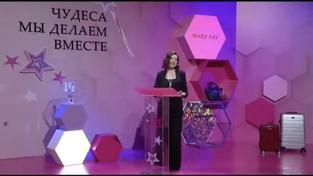 Шелковистая разглаживающая пудра Мэри Кэй с блюр-эффектом смотреть онлайн