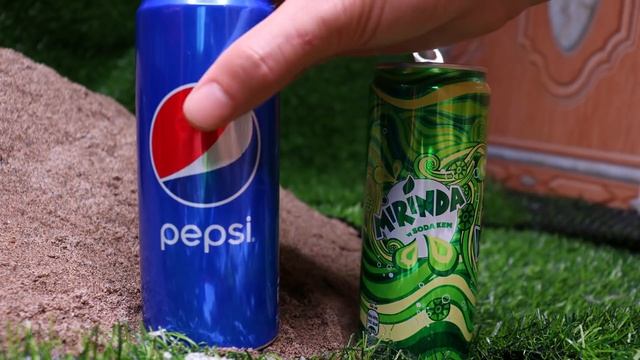 Coca Cola Vs Mentos Vs Fanta Catch Baby Wild Chicken From Underground Hole: Stop Motion Experiment смотреть онлайн