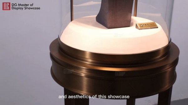 This custom luxury showcase is DG display showcase 2023's luxury jewelry showcase