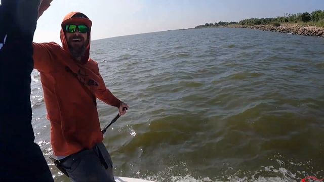 Hot Summer Bite | Fishing with Live Shrimp смотреть онлайн
