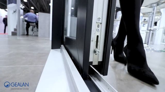 Раздвижная система GEALAN-SMOOVIO смотреть онлайн