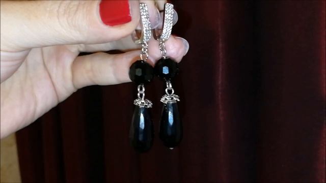 Серьги с фурнитурой Люкс. Длинные серьги во всем великолепии ищут хозяек. смотреть онлайн