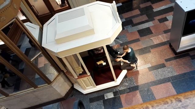 В Москву на 3 часа. Что делать между поездом и самолетом? смотреть онлайн